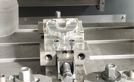 Fräsen von Plexiglassockeln
